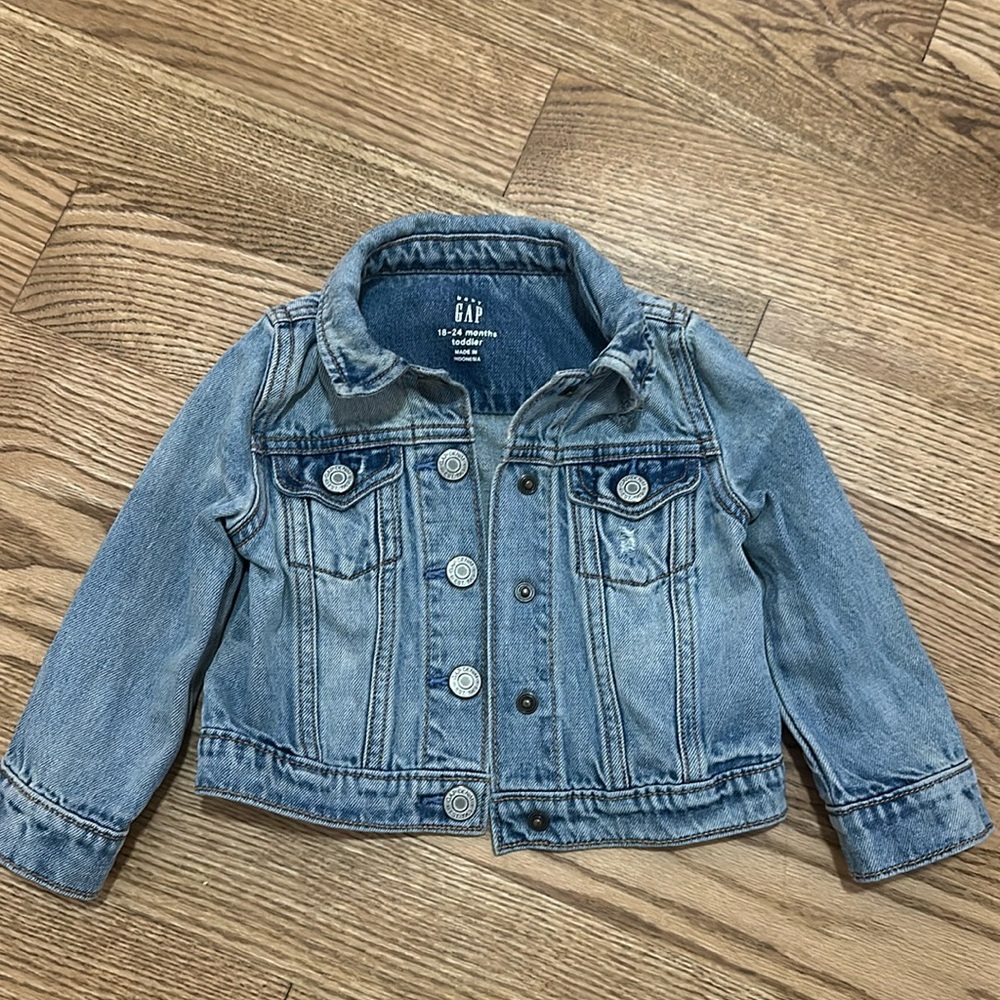 GAP Baby Girls 18-24 Months Icon Denim Jacket *Excellent condition